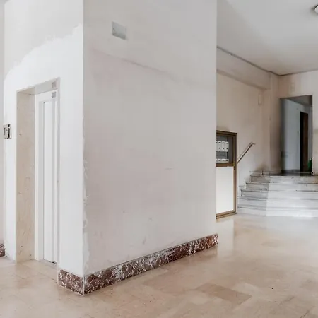 Skyview Terrace: Your Urban Escape Catania
