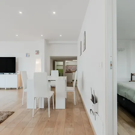 Skyview Terrace: Your Urban Escape Catania
