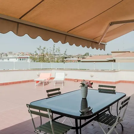 Apartment Skyview Terrace: Your Urban Escape
