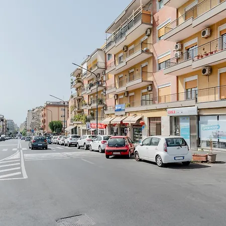 Skyview Terrace: Your Urban Escape Catania